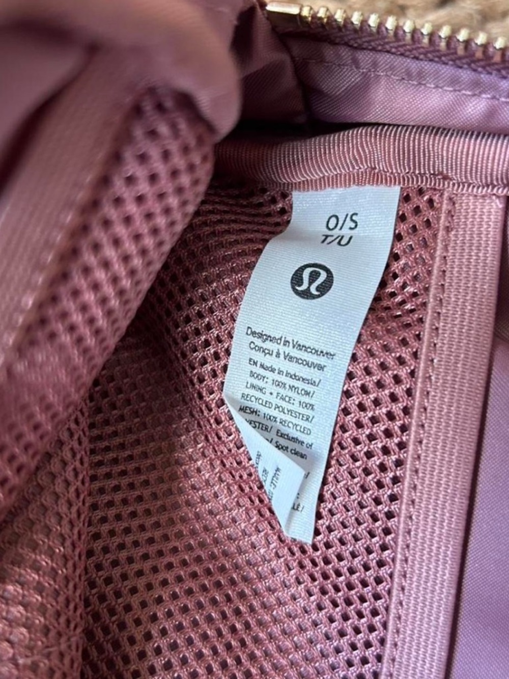 lululemon athletica Lavender Crossbody Pouch - Picture 4 of 4